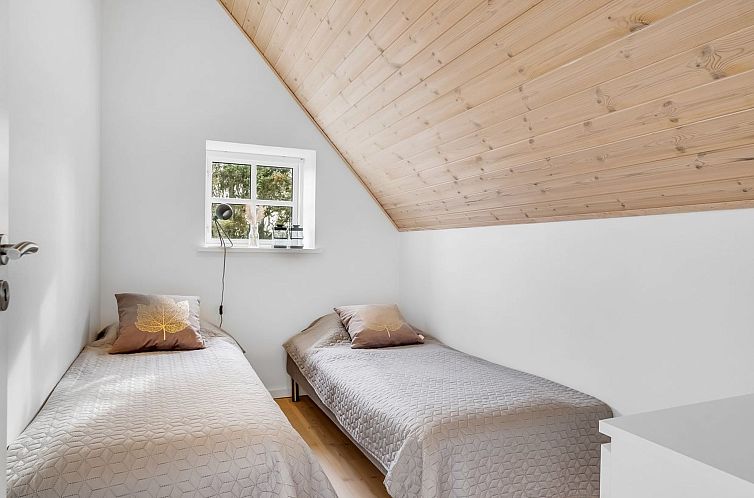 Vakantiehuis "Etly" - 246m from the sea