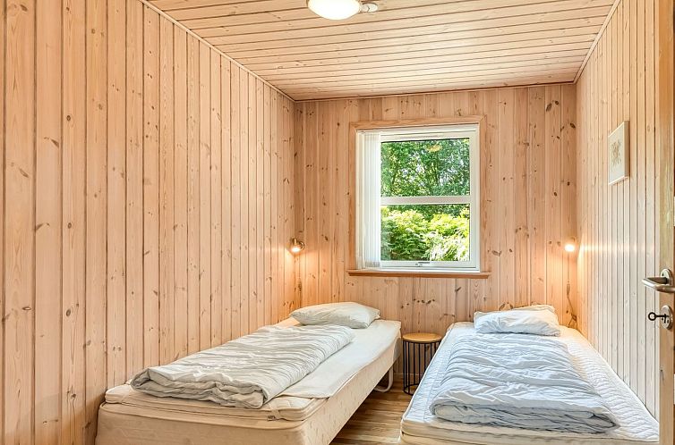 Vakantiehuis "Hristijan" - 4.8km from the sea