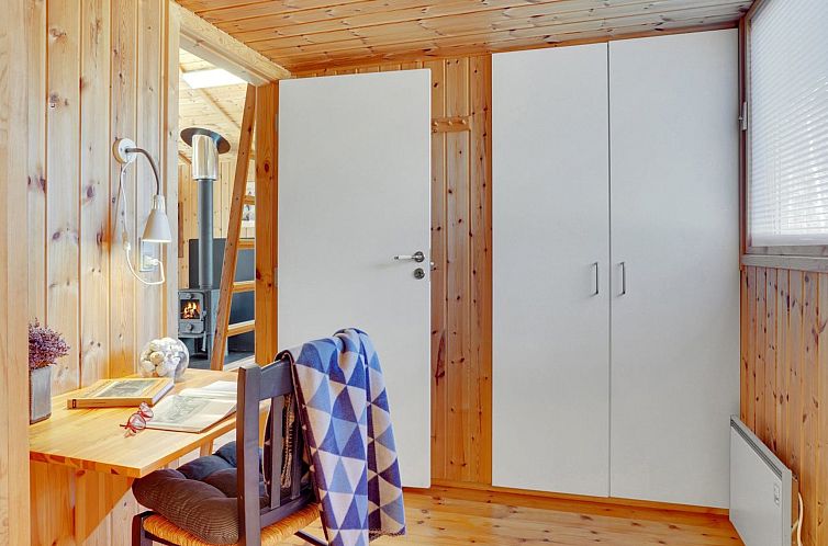 Vakantiehuis "Valda" - 800m from the sea