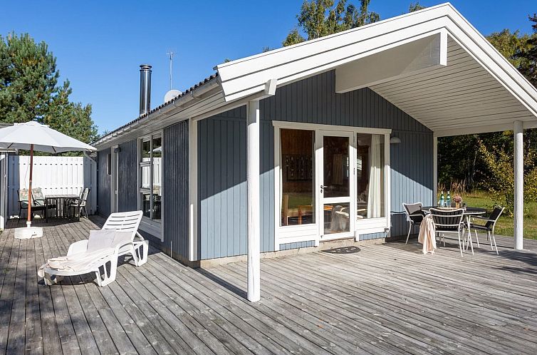 Vakantiehuis "Valda" - 800m from the sea