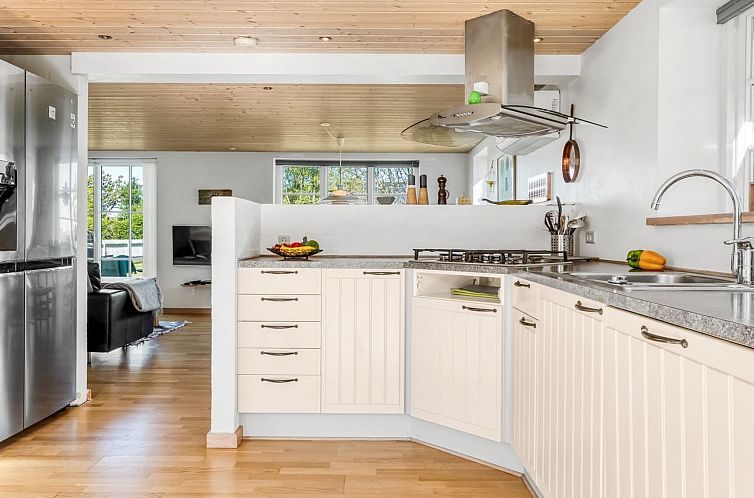 Vakantiehuis "Tara" - 300m from the sea