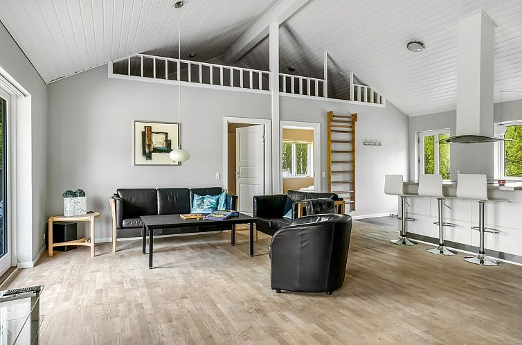 Vakantiehuis "Ellie" - 300m from the sea