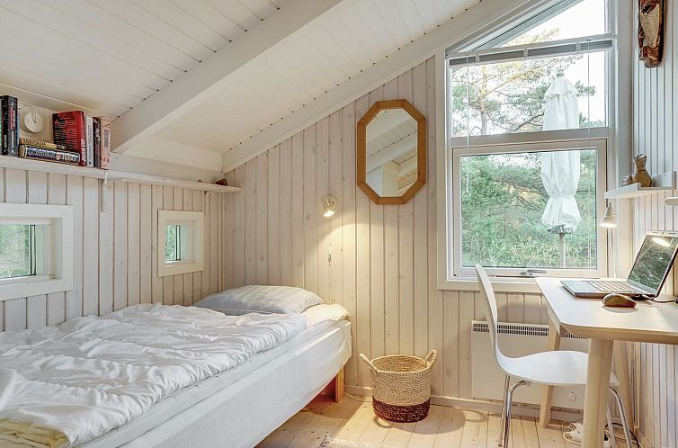 Vakantiehuis "Helmtrud" - 500m from the sea