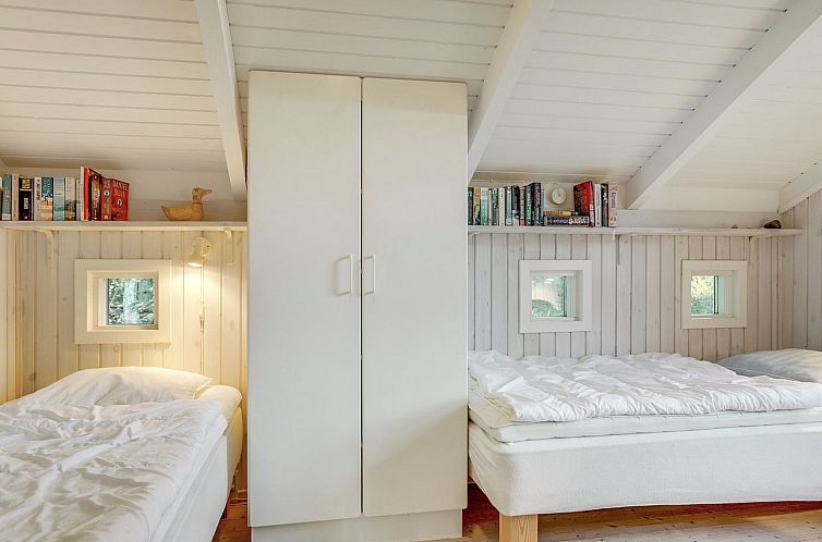 Vakantiehuis "Helmtrud" - 500m from the sea