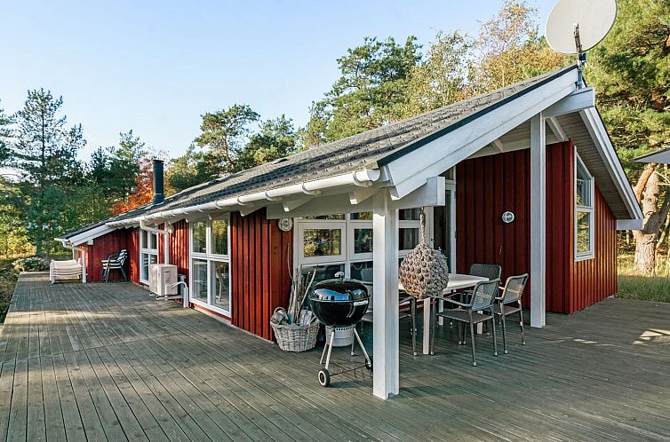 Vakantiehuis "Helmtrud" - 500m from the sea