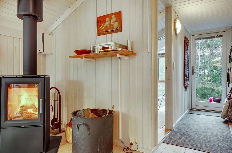 Vakantiehuis "Helmtrud" - 500m from the sea