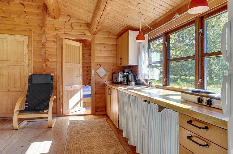 Vakantiehuis "Beatrix" - 700m from the sea