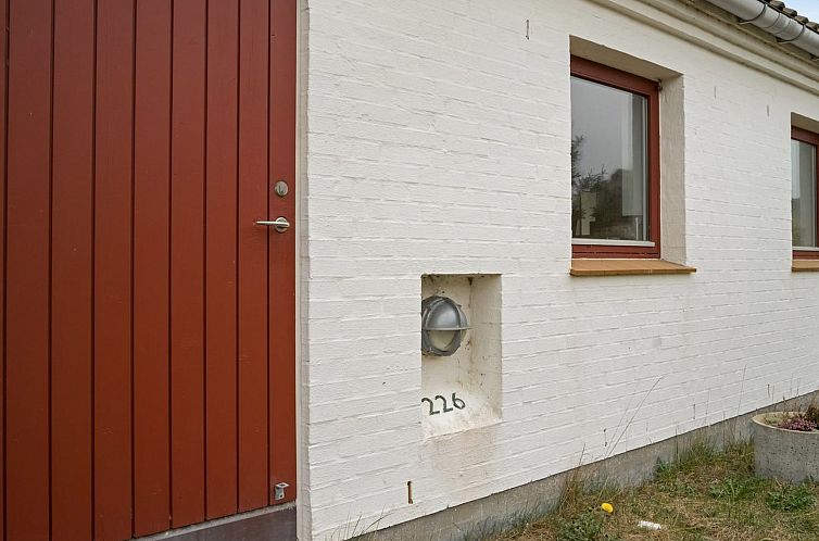 Vakantiehuis "Emiljan" - 400m from the sea