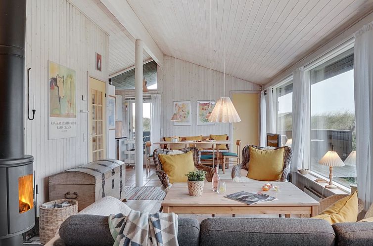 Vakantiehuis "Eri" - 300m from the sea