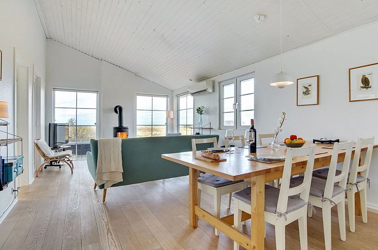 Vakantiehuis "Zaharinka" - 300m from the sea