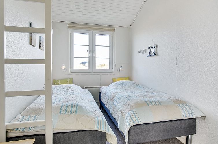 Vakantiehuis "Zaharinka" - 300m from the sea