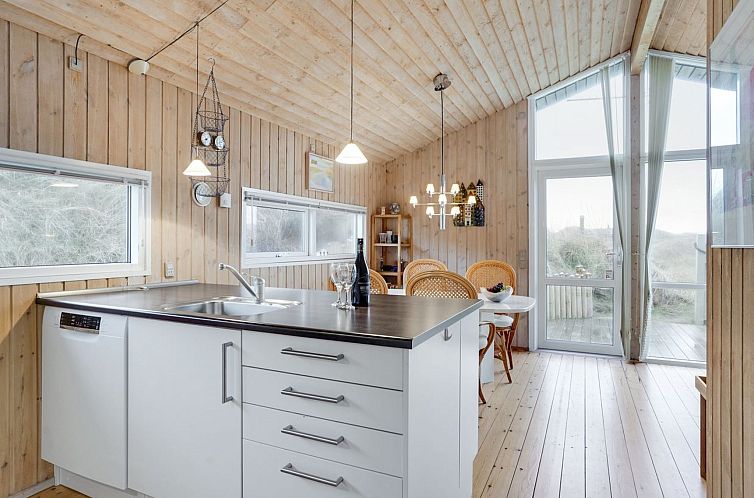 Vakantiehuis "Kalervo" - 100m from the sea