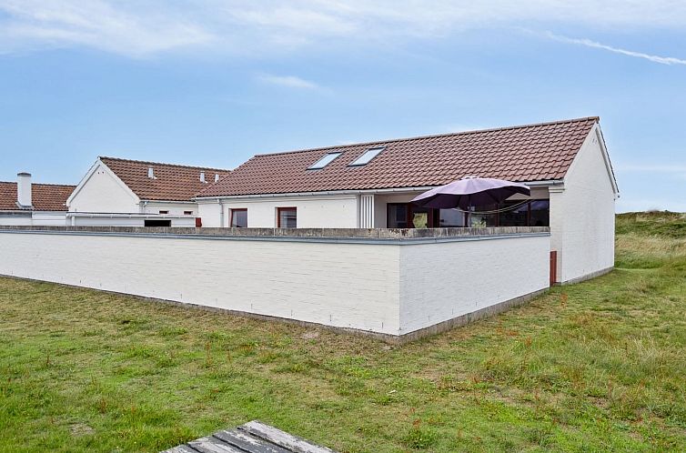 Vakantiehuis "Werna" - 900m from the sea