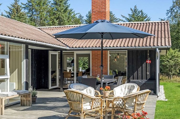 Vakantiehuis "Quiana" - 2km from the sea