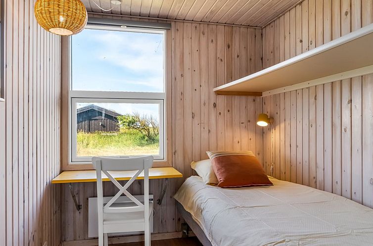 Vakantiehuis "Aatu" - 360m from the sea