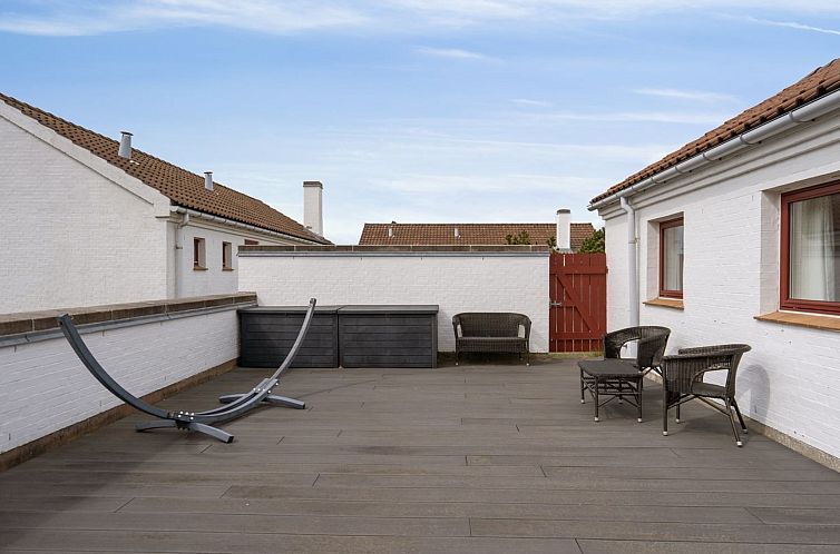 Vakantiehuis "Viena" - 400m from the sea