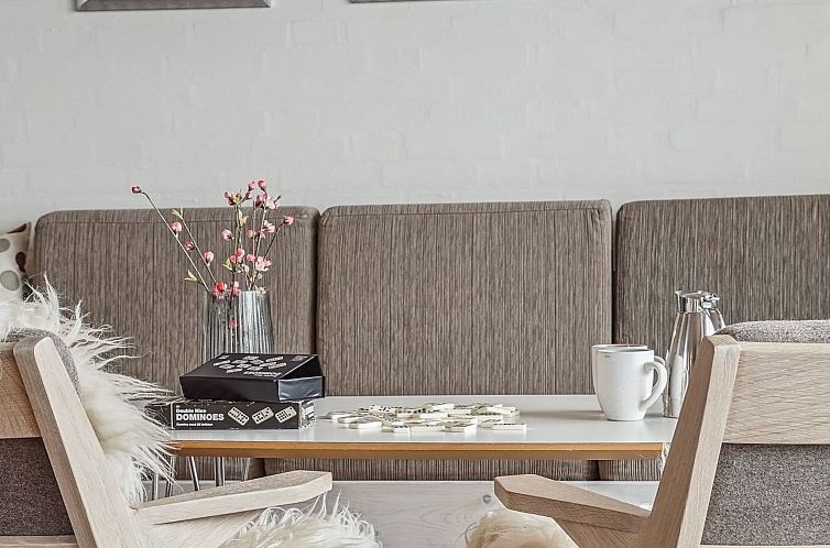 Vakantiehuis "Viena" - 400m from the sea