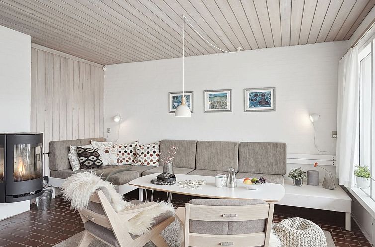 Vakantiehuis "Viena" - 400m from the sea