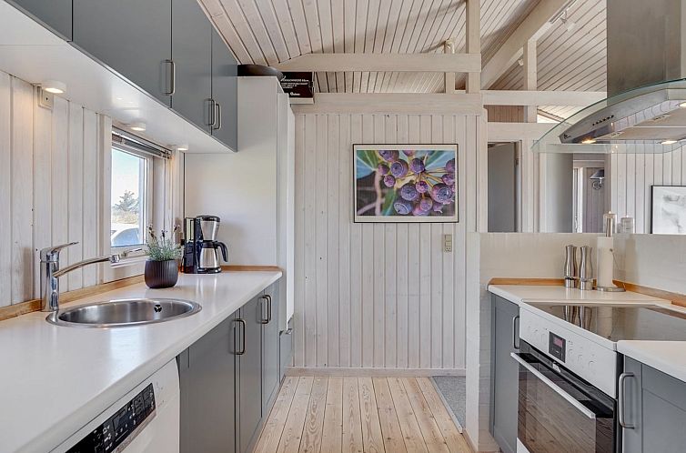 Vakantiehuis "Fanney" - 100m from the sea