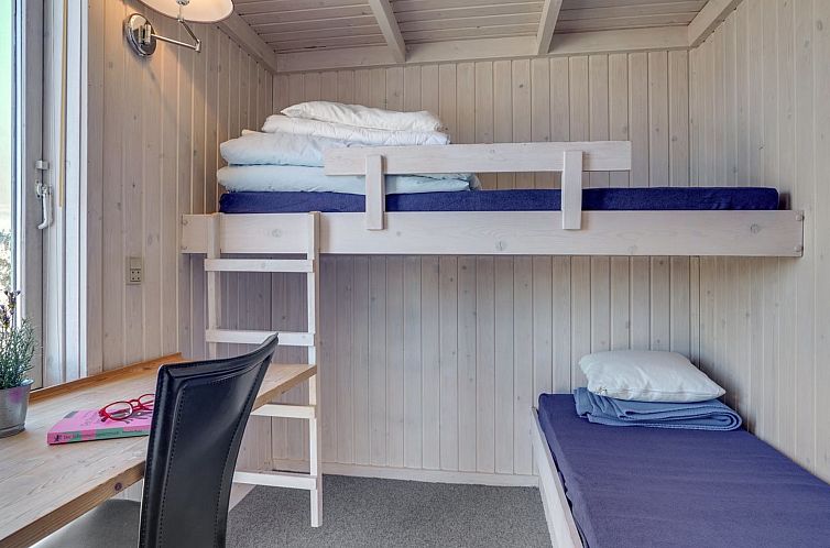 Vakantiehuis "Fanney" - 100m from the sea