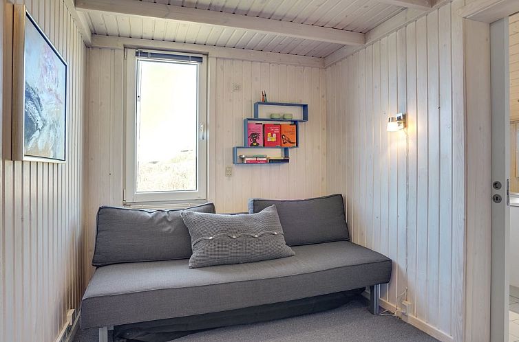 Vakantiehuis "Fanney" - 100m from the sea