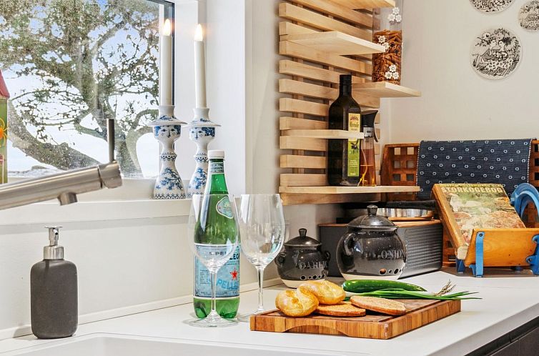 Vakantiehuis "Lagho" - 500m from the sea