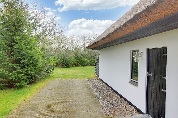 Vakantiehuis "Rigitte" - 1.5km from the sea