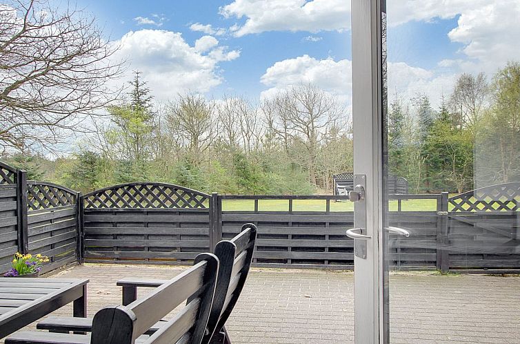 Vakantiehuis "Rigitte" - 1.5km from the sea