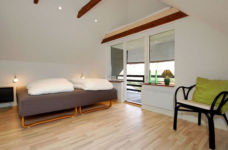 Vakantiehuis "Rigitte" - 1.5km from the sea