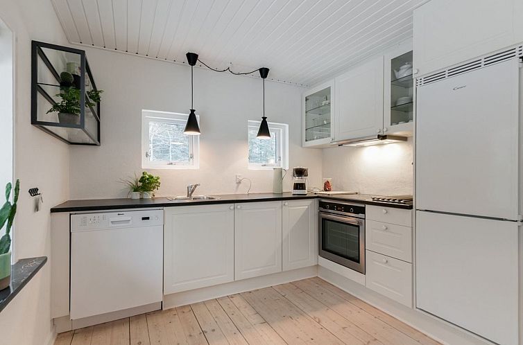 Vakantiehuis "Rigitte" - 1.5km from the sea