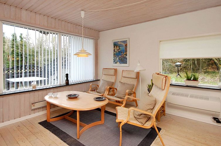 Vakantiehuis "Rigitte" - 1.5km from the sea