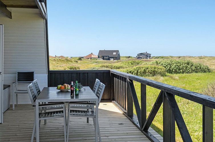 Vakantiehuis "Viona" - 350m from the sea