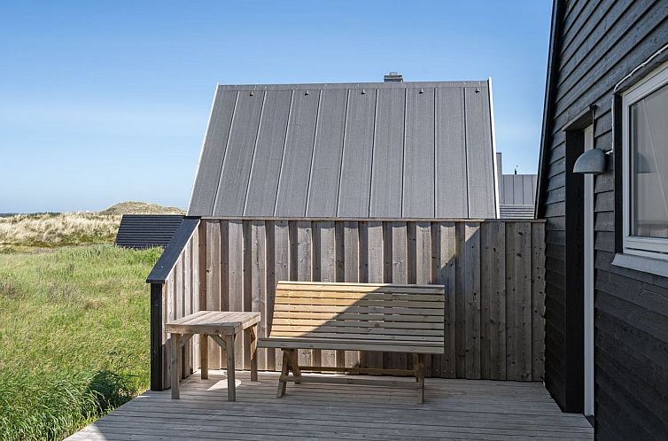 Vakantiehuis "Viona" - 350m from the sea