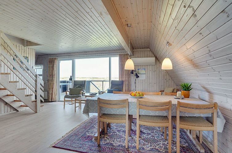 Vakantiehuis "Viona" - 350m from the sea