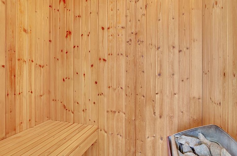 Vakantiehuis "Melinda" - 2km from the sea