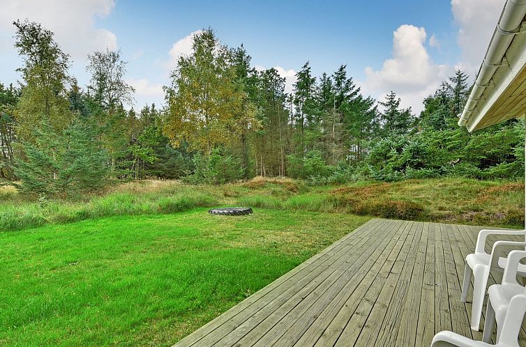 Vakantiehuis "Editt" - 2km from the sea