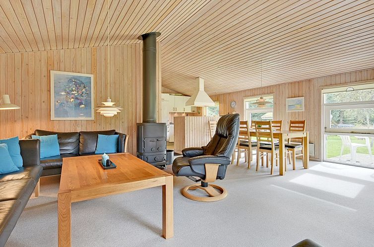 Vakantiehuis "Editt" - 2km from the sea