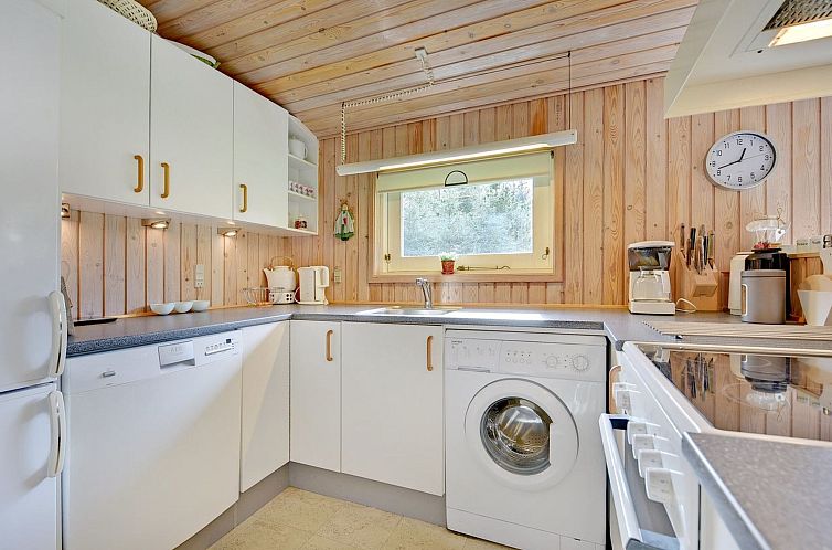 Vakantiehuis "Editt" - 2km from the sea