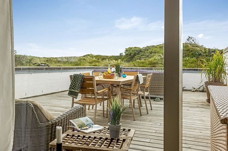 Vakantiehuis "Eljene" - 700m from the sea