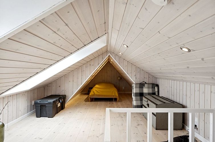 Vakantiehuis "Eljene" - 700m from the sea