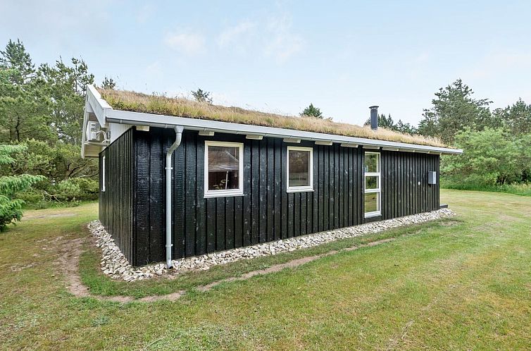 Vakantiehuis "Svantepolk" - 1.1km from the sea