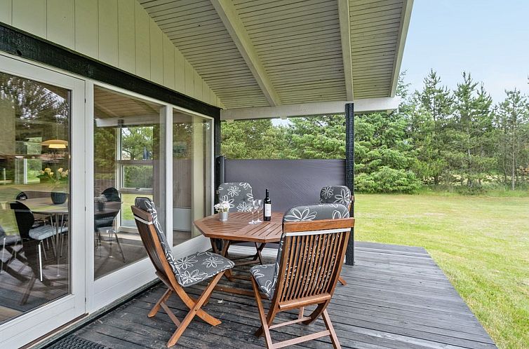 Vakantiehuis "Svantepolk" - 1.1km from the sea