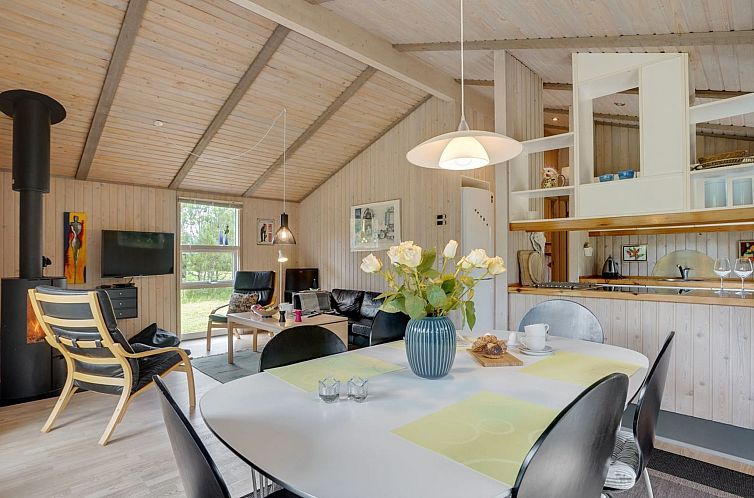 Vakantiehuis "Svantepolk" - 1.1km from the sea