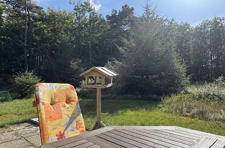 Vakantiehuis "Karmen" - 1km from the sea