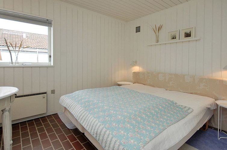 Vakantiehuis "Frieda" - 7.2km from the sea