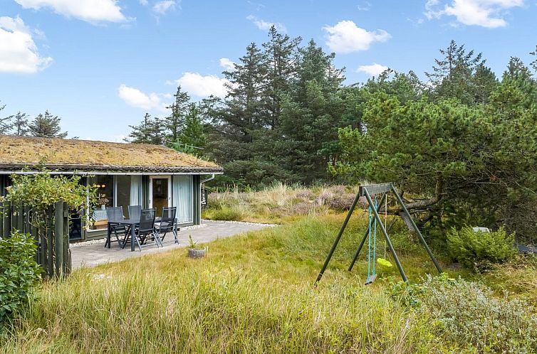 Vakantiehuis "Saila" - 1.2km from the sea