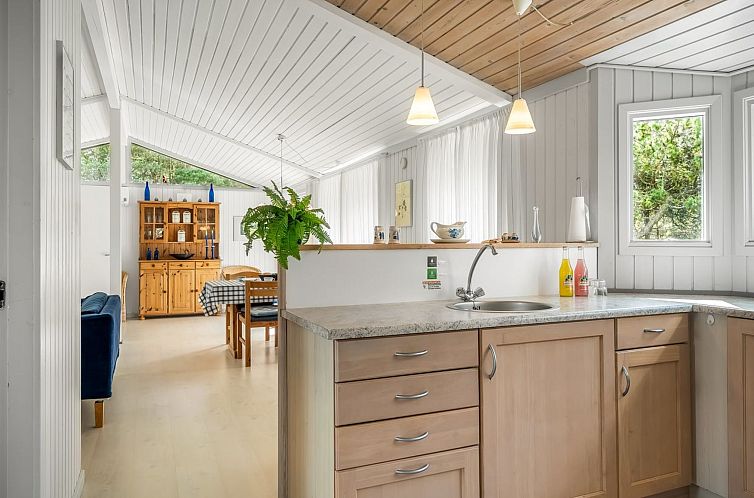 Vakantiehuis "Saila" - 1.2km from the sea