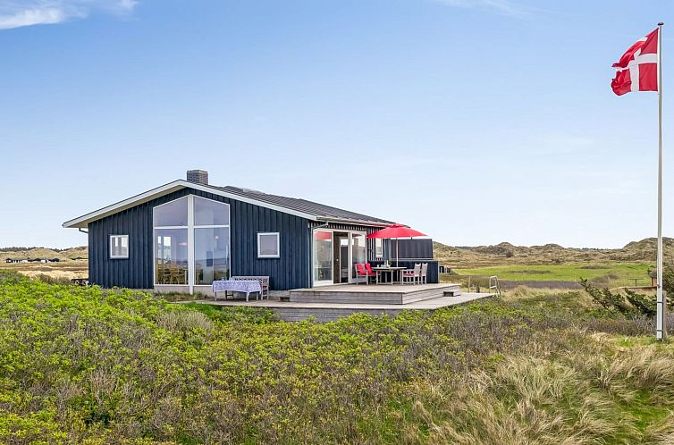 Vakantiehuis "Tinea" - 50m from the sea