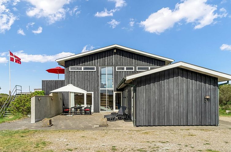 Vakantiehuis "Tinea" - 50m from the sea