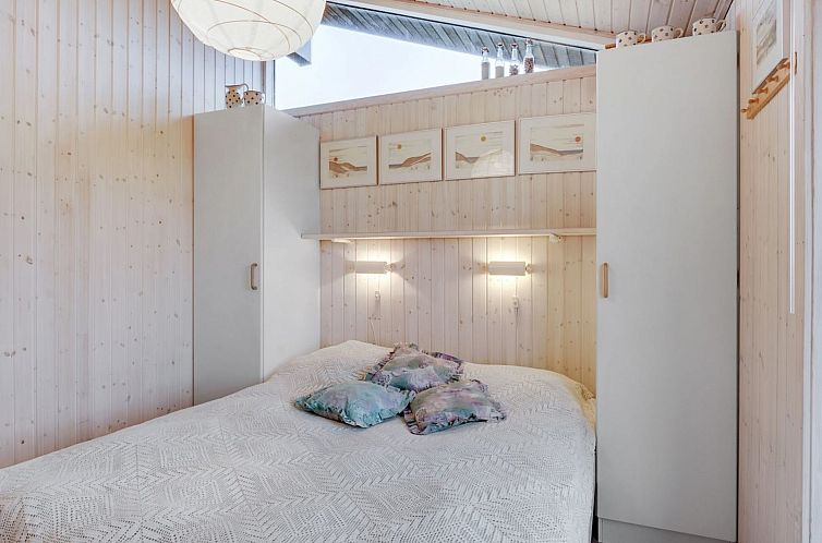 Vakantiehuis "Eri" - 300m from the sea